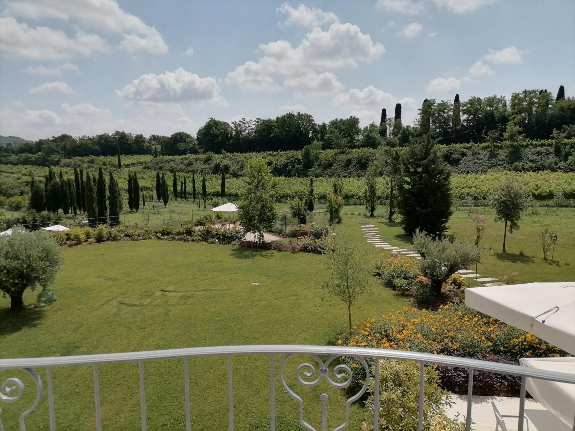 Relais Ca' Morenica Villa Valeggio sul Mincio Exterior photo